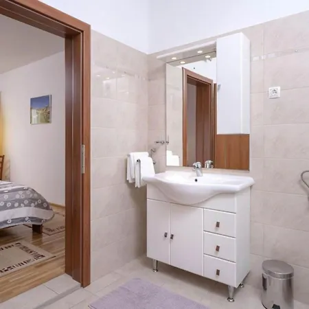 One Bedroom With Balcony And Sea View 2 * فربوسكا