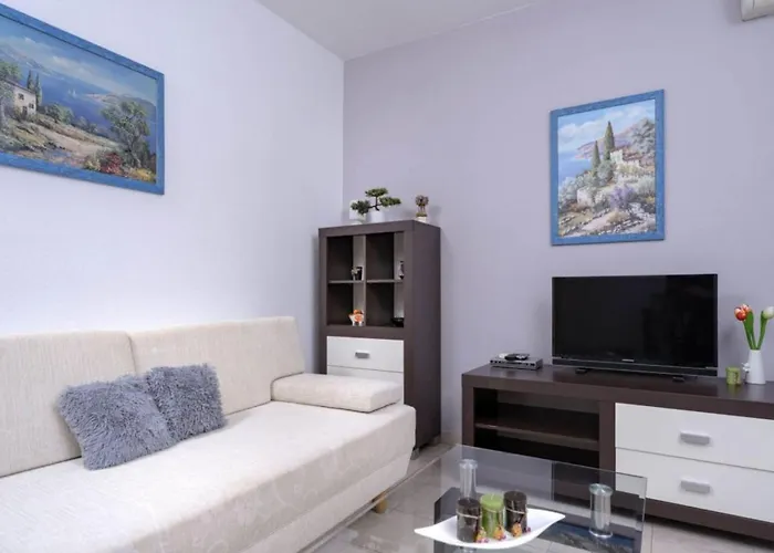 Apartamento One Bedroom With Balcony And Sea View 2 *