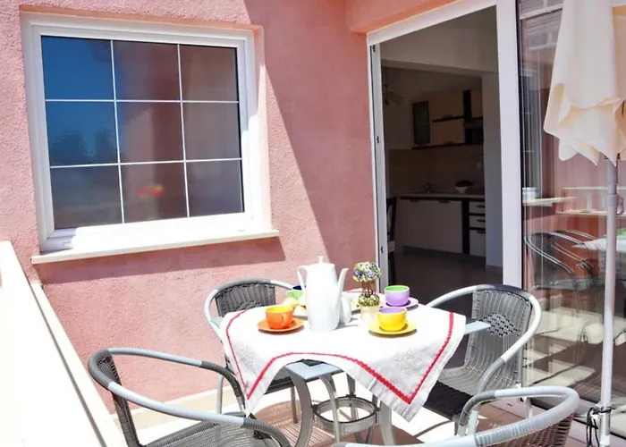 One Bedroom With Balcony And Sea View 2 Apartamento *